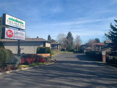 village inn springfield or